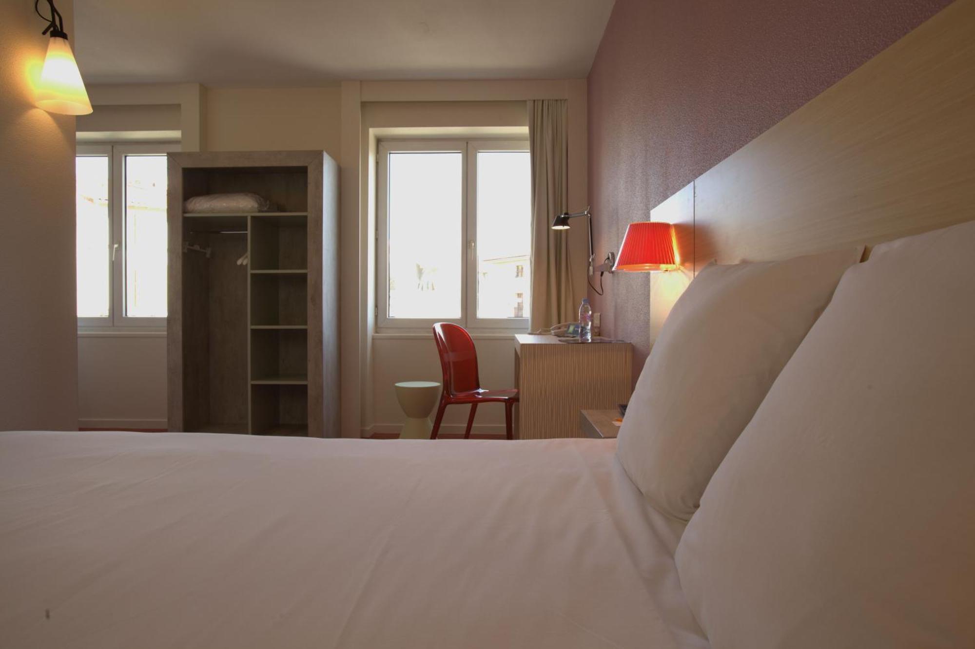 Ibis Styles Le Puy En Velay Hotel Exterior foto