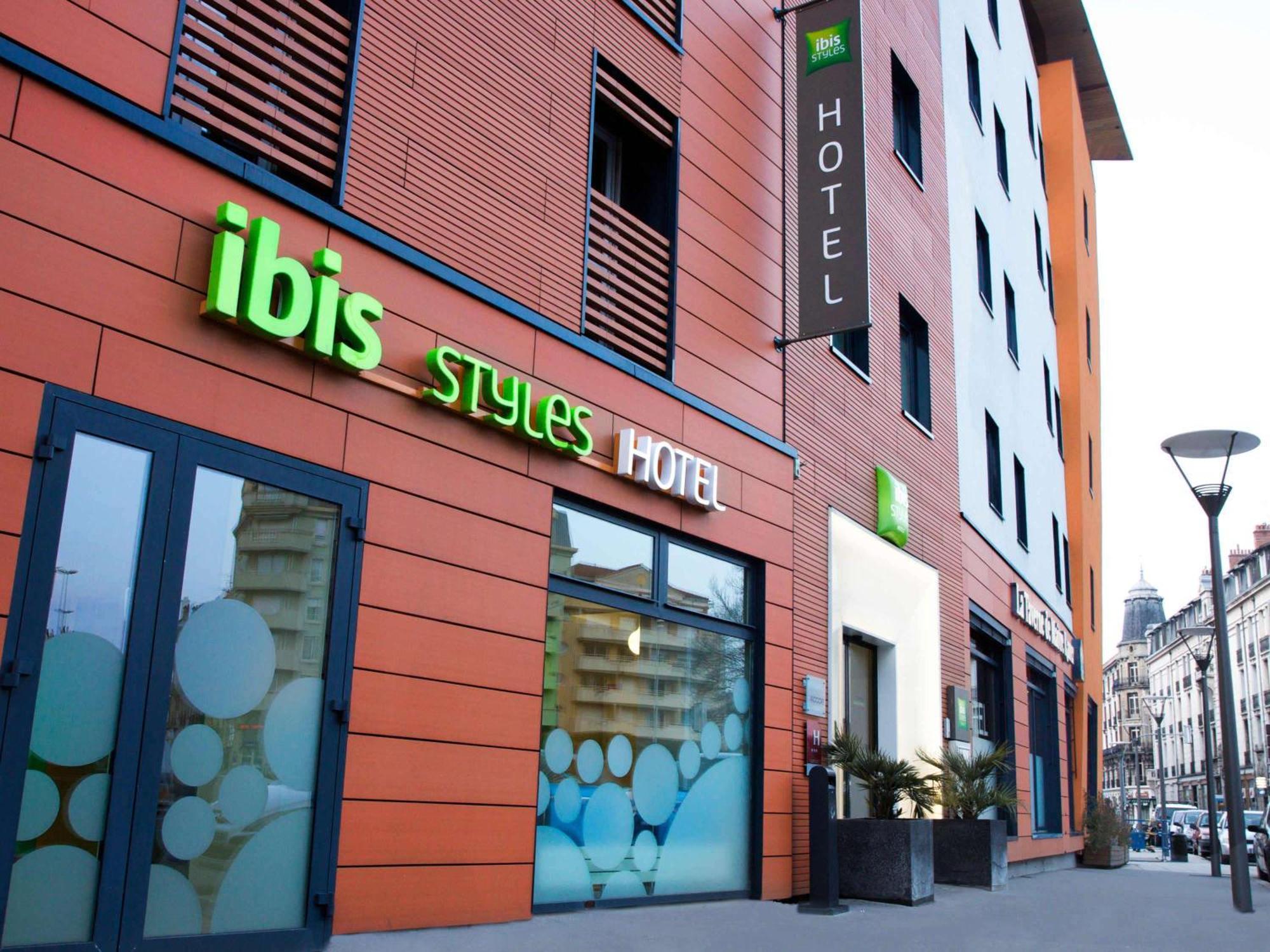 Ibis Styles Le Puy En Velay Hotel Exterior foto
